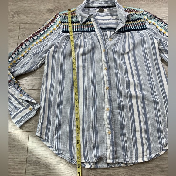 Anthropologie Pilcro & The Letterpress Embroidered Button Front Shirt - Picture 12 of 13